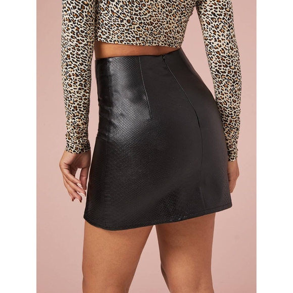 Black Faux Croco Leather Side Split Bodycon Skirt - Picture 2 of 6